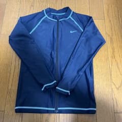 NIKE ナイキ ラッシュガードのサムネイル