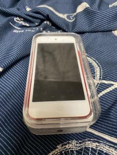 Apple iPod touch (レッド) USBケーブル付き Apple iPod touch (レッド) USBケーブル箱付き - メルカリ