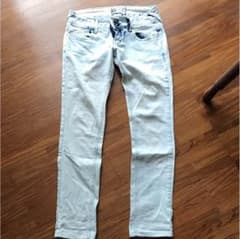 ZARA  ホワイトデニムのサムネイル