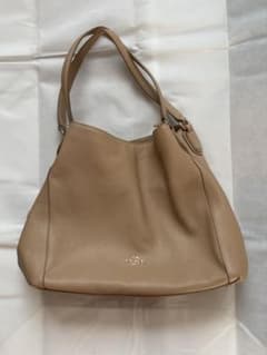 【値下げ中】COACH ベージュ レザー トートバッグのサムネイル