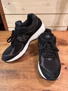 New Balance ニューバランス 2002Rスニーカー ブラックのサムネイル