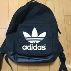 黒リュックのサムネイル