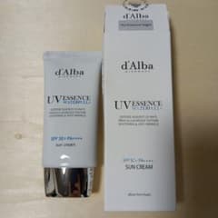 ダルバd'Alba ウォータフル エッセンス サンクリーム50ml SPF50＋のサムネイル