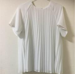 限定値下げっ！ ユニクロ トップス 半袖（L）のサムネイル