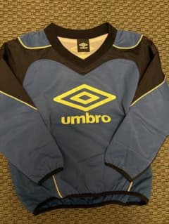 値下げ！umbro アンブロ キッズ ピステ 長袖 120サイズのサムネイル