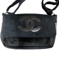 【美品】CHANEL シャネル　ノベルティ ショルダーバッグ　ハンドバッグ　黒のサムネイル