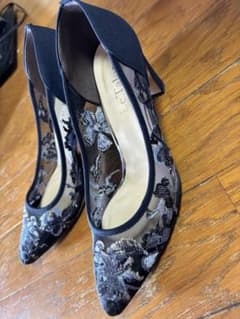Le Talon パンプス 3/29まで限定のサムネイル
