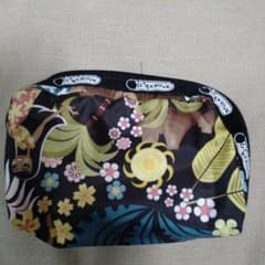 LeSportsac　ポーチのサムネイル
