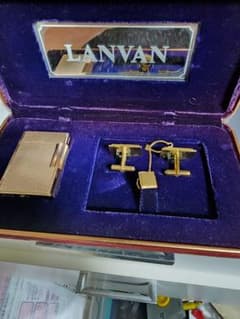 LANVAN ゴールドガスライターとカフスボタンセットのサムネイル
