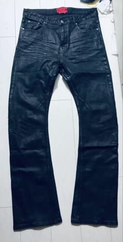 フレアデニムパンツ ブラック カーブカット coated denim pantsのサムネイル