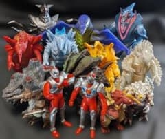 電光超人グリッドマン＆登場怪獣（タカラ）ソフビフィギュア14体セット 電光超人グリッドマン＆登場怪獣（タカラ）ソフビフィギュア14体セット