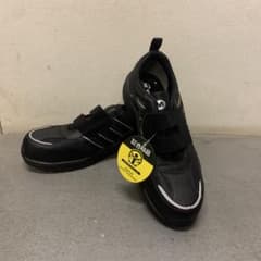 ミドリ安全 半長靴 安全靴 ベルクロストラップ付き 未使用 安全靴 ブラック ベルクロストラップ ミドリ安全 - メルカリ