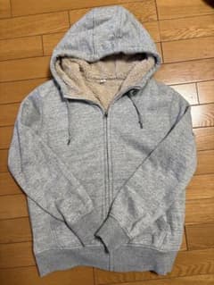 UNIQLO ボアフルジップパーカー グレー Mサイズのサムネイル