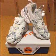 あーりん様専用 Reebok  ポンプフューリー 26cmのサムネイル