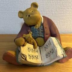 クマの親子フィギュア 音楽の楽譜付きのサムネイル