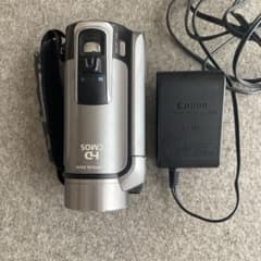 Canon ビデオカメラ iVIS HF R10 CA-590 アダプター付 - メルカリ