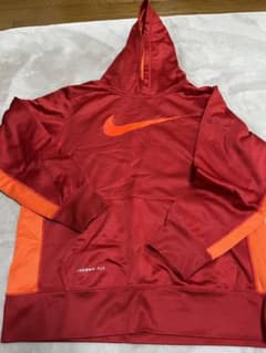 専用！NIKE パーカーのサムネイル