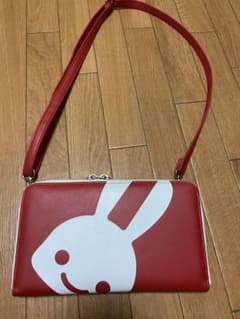 CUNE ウォレットバッグ ショルダー 赤 完売品のサムネイル