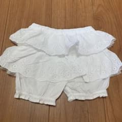 べべ　フリルショートパンツのサムネイル