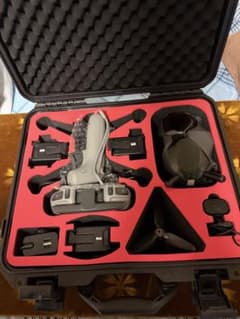 DJI FPV コンボ ドローン 本体 収納ケース付きのサムネイル