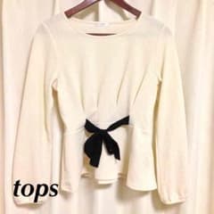 ＼ペプラム トップス／ リボン Mサイズのサムネイル