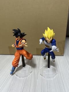 ドラゴンボール フィギュア 孫悟空 ベジータ 2体セット - メルカリ