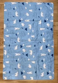 【極美品】コストコ購入 冷感ジェルマット ひんやり敷きパッド 140×90cmのサムネイル