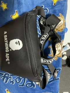 A・BATHING APE  ボディーバックのサムネイル