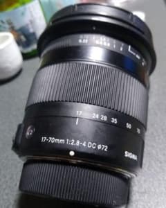 SIGMA 17-70F2.8-4DC MACRO 　箱有りのサムネイル