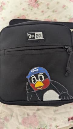 完売品】つば九郎✕NEW ERA ショルダーバッグ - メルカリ