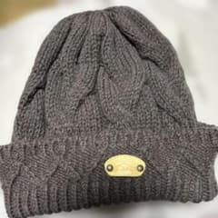 CA4LA ニット帽 チャコールグレー ケーブル編み レザーパッチのサムネイル