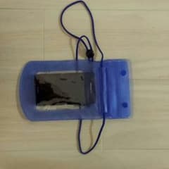 完全携帯防水ケース！スマホ、iPhone対応のサムネイル