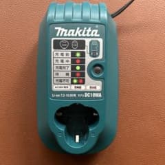 Makita DC10WA 充電器のサムネイル