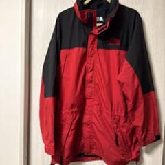 THE NORTH FACE マウンテンパーカー レッド/ブラック - メルカリ