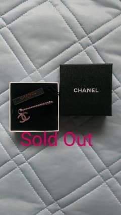 シャネル CHANEL キラキラピンブローチのサムネイル