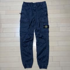 【最終値下げ】Stone Island ストレッチカーゴパンツ W32 ブラックのサムネイル