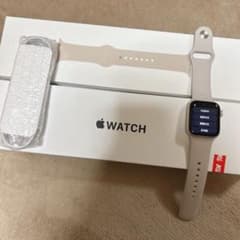 アップルウォッチ SE 40mm スターライトスポーツバンドのサムネイル