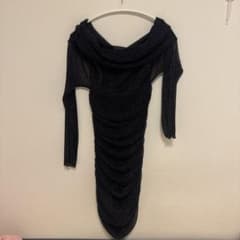 オフショルダー ラメ入り ブラック タイトミニドレスのサムネイル