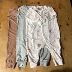 H&M ロンパース　3枚セット　62cmのサムネイル
