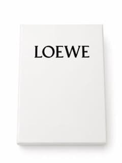 LOEWE ギフトボックス 空箱のサムネイル