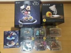 Disney 100 ミッキーマウス 特大フィギュア & PIXAR セットのサムネイル