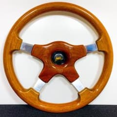 ルイージ Luisi ウッドステアリング ホーンボタン付 イタリア製 希少 ルイージ Luisi ウッドステアリング ホーンボタン付 イタリア製 希少