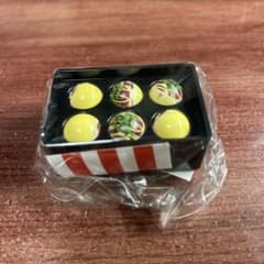ミニチュア たこ焼き 6個入り カプセルトイのサムネイル