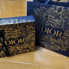 DIORクリスマスコフレギフトプレゼント2022のサムネイル