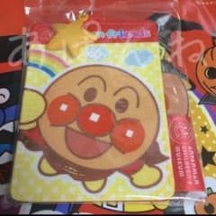 【新品未開封送料無料】アンパンマンミュージアム限定 ストラップつきパスケースのサムネイル