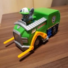 パウ・パトロールベーシックビークル(フィギュア付き)ロッキークリーンクルーザーのサムネイル