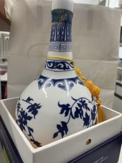 中華風お酒ボトルのサムネイル