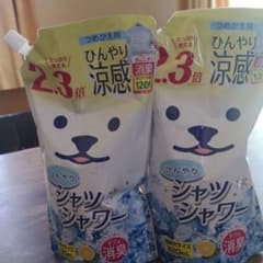 シャツシャワー　超特大サイズ920ml　消臭のサムネイル