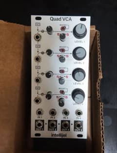Intellijel Quad VCA 本体 モジュラーシンセ - メルカリ