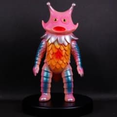ブルマァク ソフビ　ギロ星獣　ピンクカラーのサムネイル